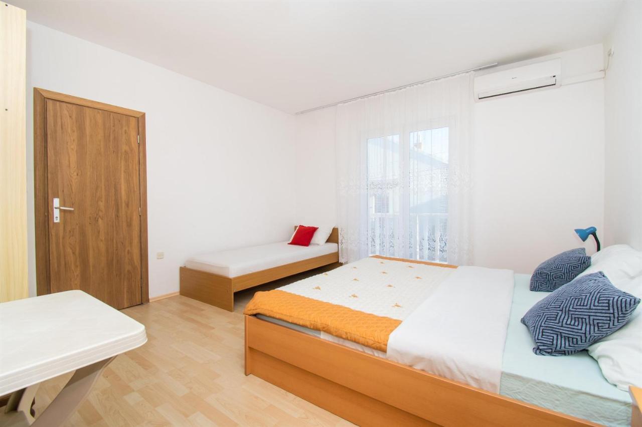 Apartment Mijo Vodice Exterior foto